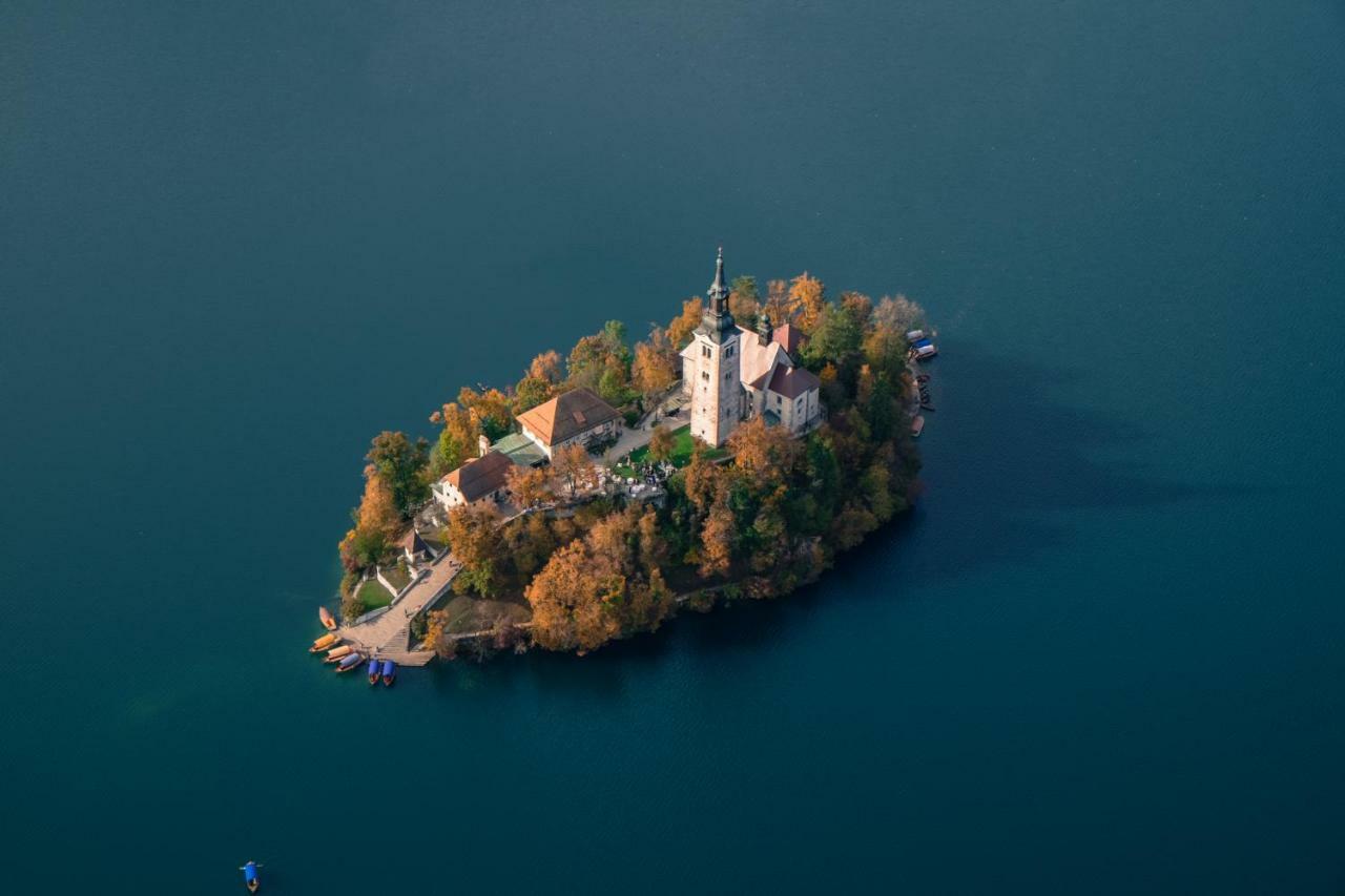 Home Apartments & Yoga Studio Bled-Recica Buitenkant foto