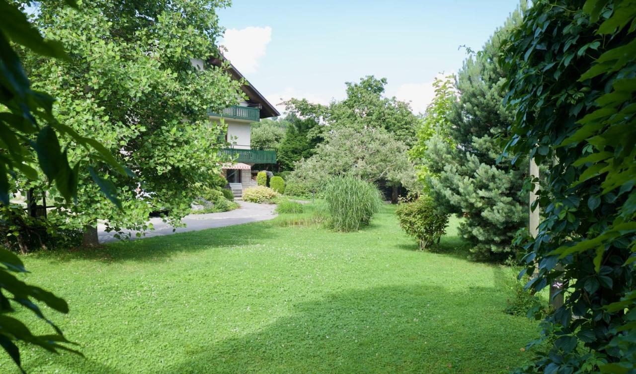 Home Apartments & Yoga Studio Bled-Recica Buitenkant foto